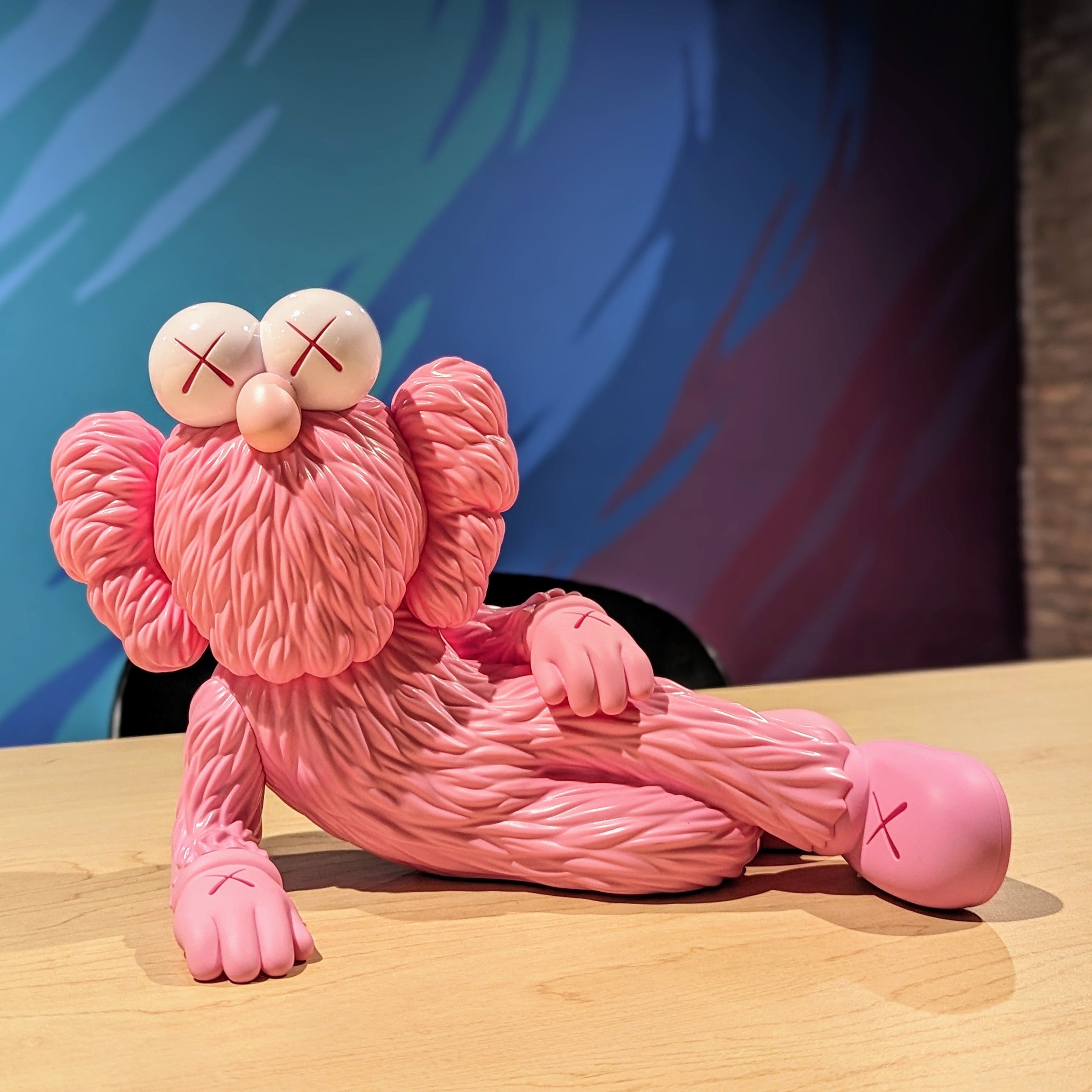 Kaws Time Off Vinyl Figure SS 23 - Pink