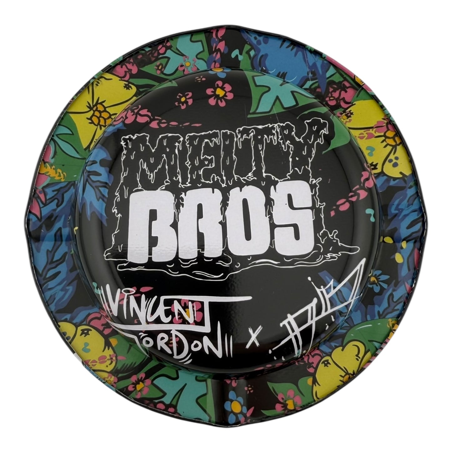 Aaron Brooks x Vincent Gordon Melty Bros
Winter Flowers Tin Tray, 2025
Approx. 5.5 in diameter | 1 in depth