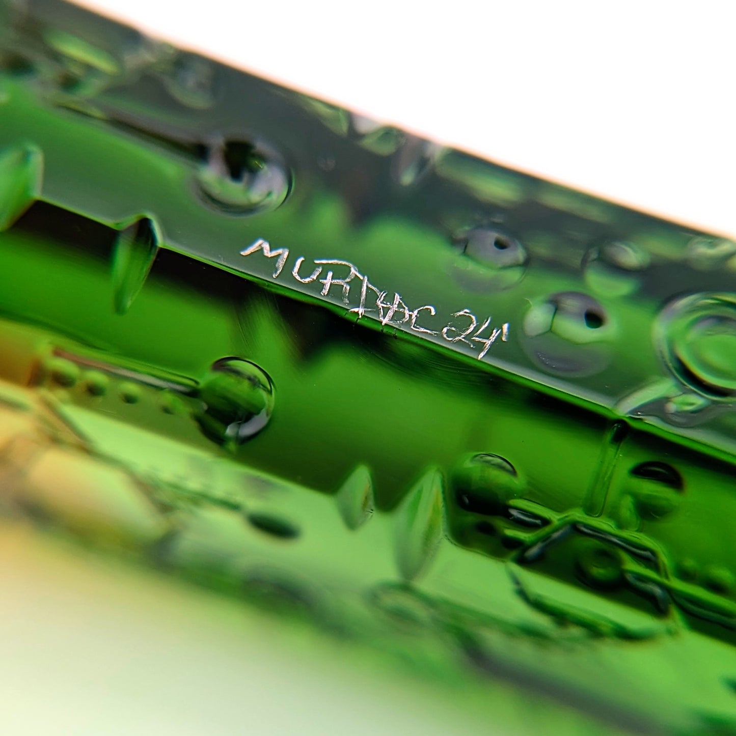 Murdoc (David Trout)
Molecular Decoded Crystal, 2024
Borosilicate Glass Paperweight
95 x 31 x 22 mm
Hand blown and cold-worked glass created by Murdoc Glass (David Trout). Signed + Dated by the artist