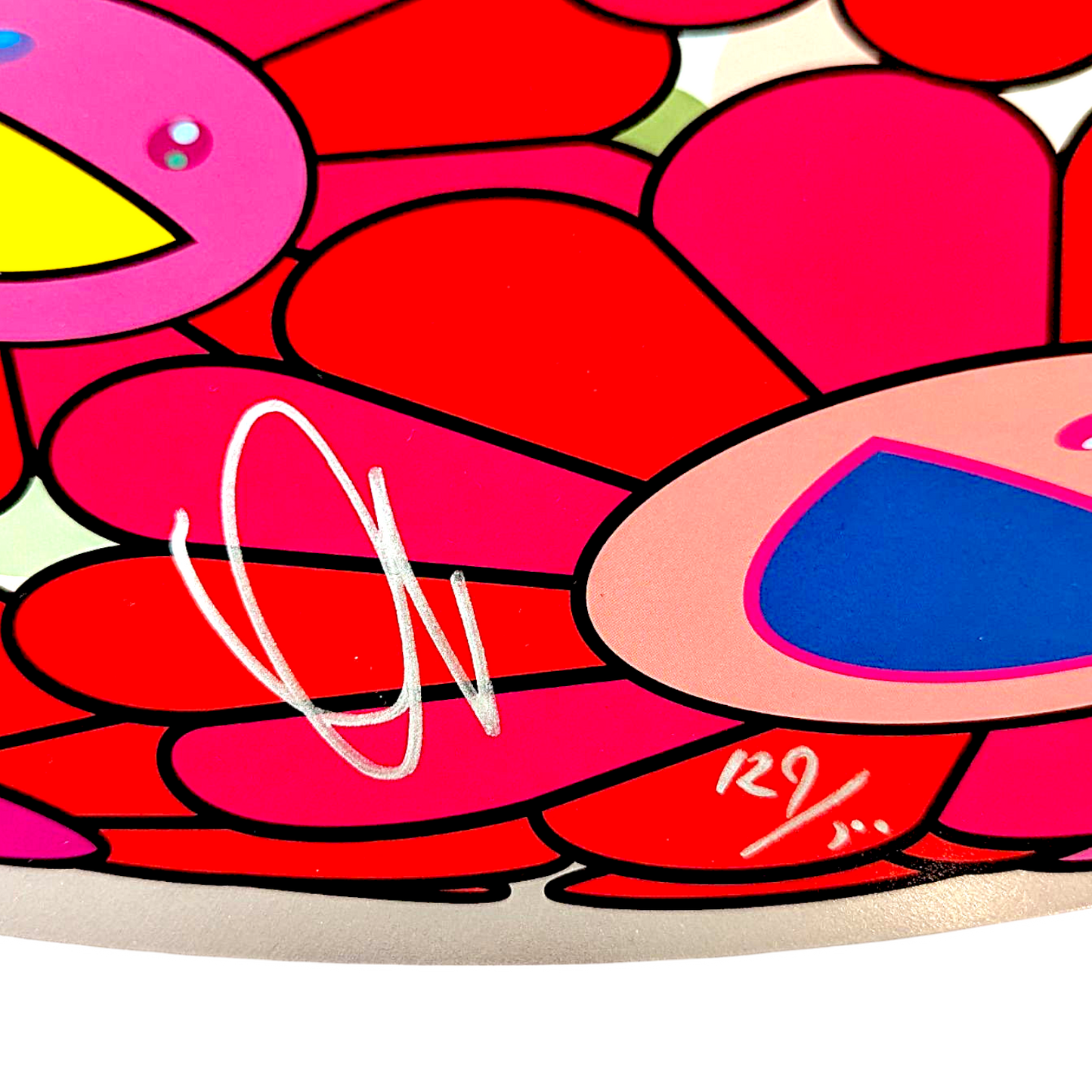 Takashi Murakami
Let Us Devote Our Hearts, 2022
Offset lithograph + cold stamp + high gloss varnishing
28 in diameter
Edition of 300
Hand signed + numbered by the artist.
© Takashi Murakami/Kaikai Kiki Co., Ltd. All Rights Reserved.