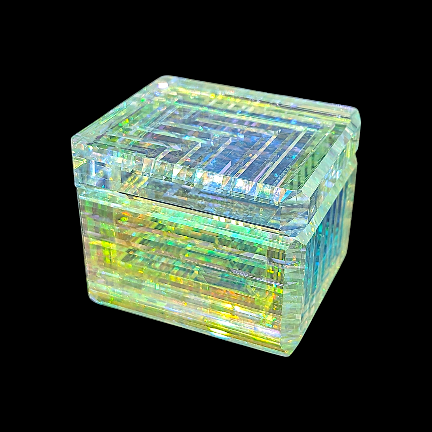 Boro Barto (Dan Barto) 
Dichroic glass pendant with opal 
Approx. 46 x 48 x 56 mm 