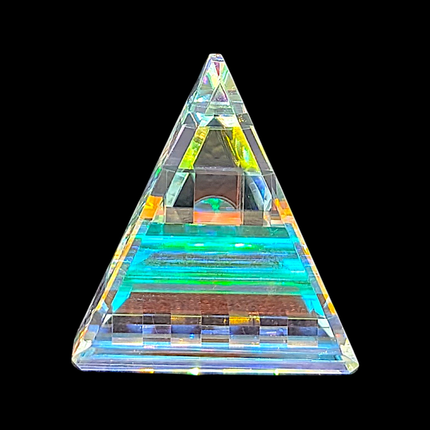 Boro Barto (Dan Barto) 
Dichroic glass pendant with opal 
Approx. 13 x 30 x 34 mm