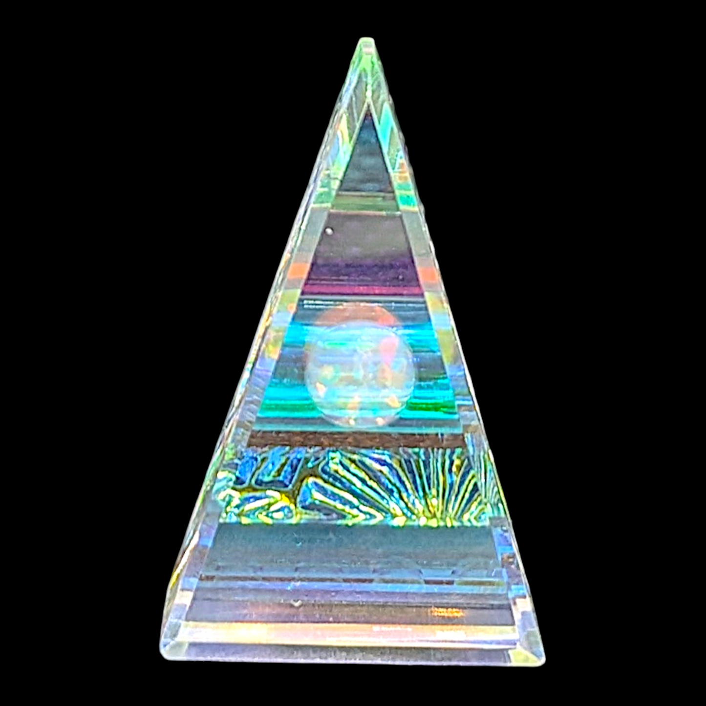 Boro Barto (Dan Barto) 
Dichroic glass pendant with opal 
Approx. 12 x 22 x 35 mm 