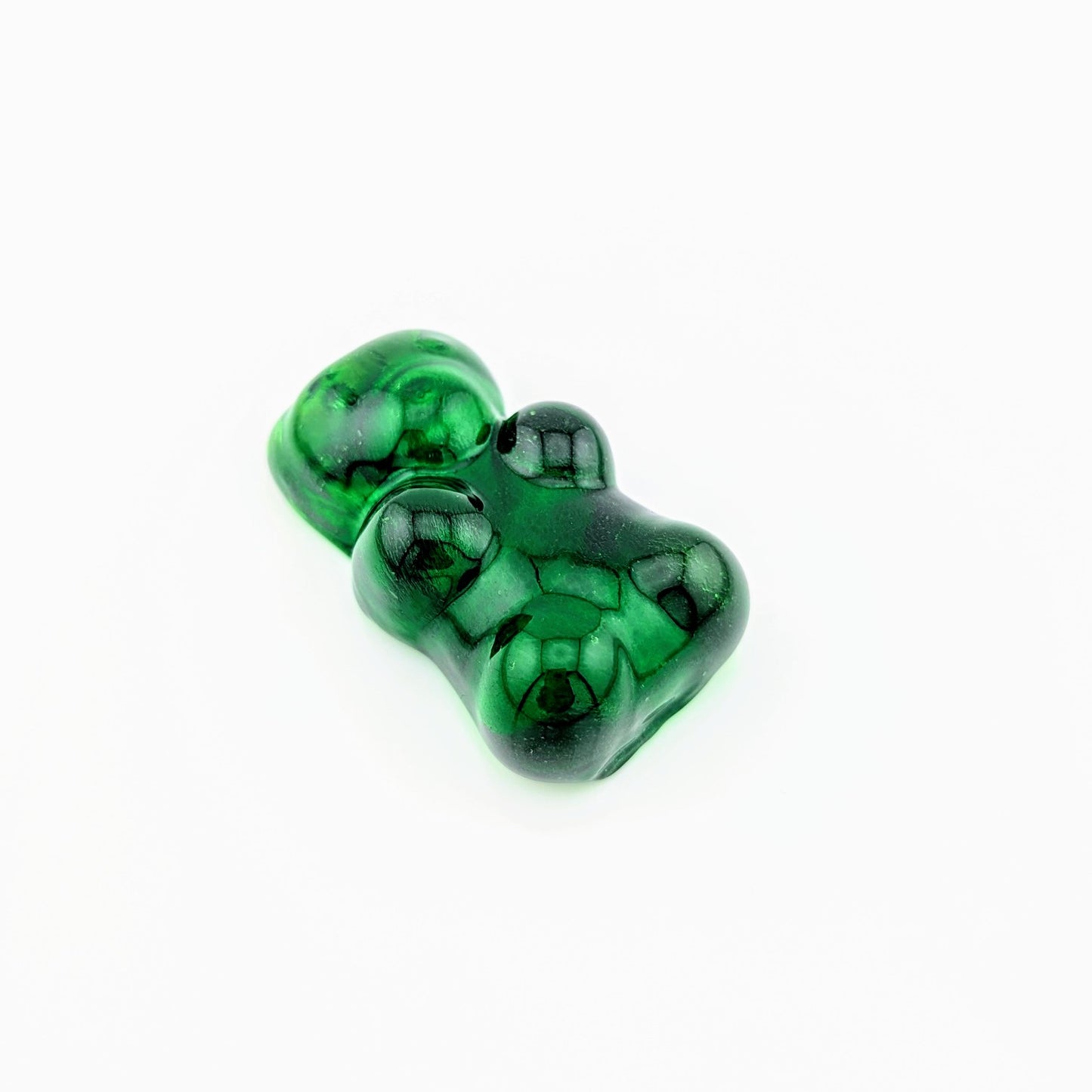 Eriko Kobayashi
Gummy Bear (Green), 2024
Glass Sculpture
Approx. 28 x 49 x 16 mm

From Eriko Kobayashi's Hyperrealistic Glass Food Series