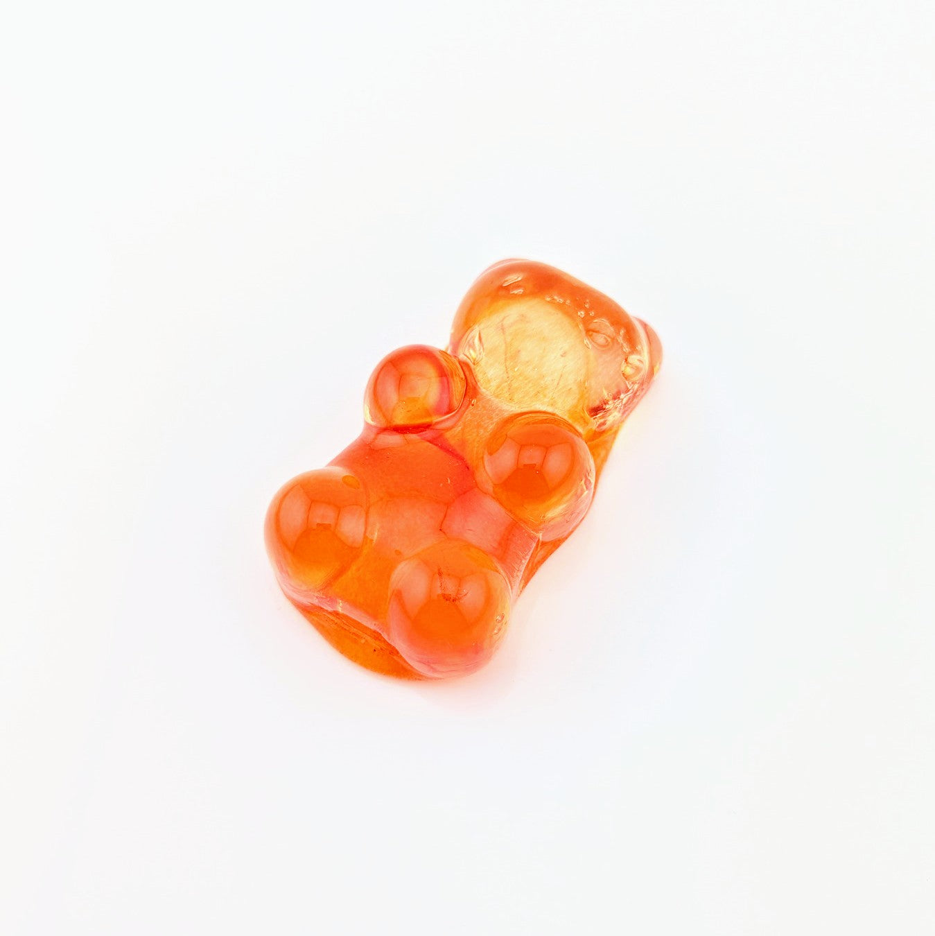 Eriko Kobayashi
Gummy Bear (Orange), 2024
Glass Sculpture
Approx. 29 x 50 x 19 mm

From Eriko Kobayashi's Hyperrealistic Glass Food Series