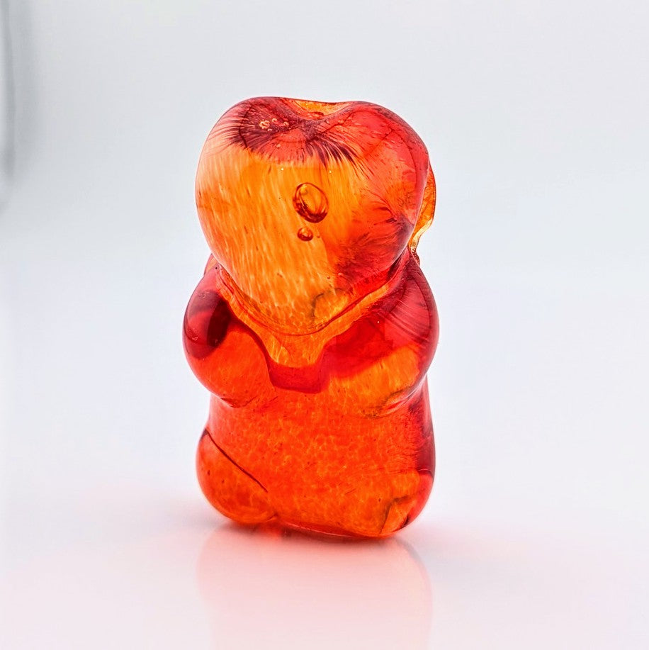 Eriko Kobayashi
Gummy Bear (Red), 2024
Glass Sculpture
Approx. 28 x 48 x 16 mm

From Eriko Kobayashi's Hyperrealistic Glass Food Series