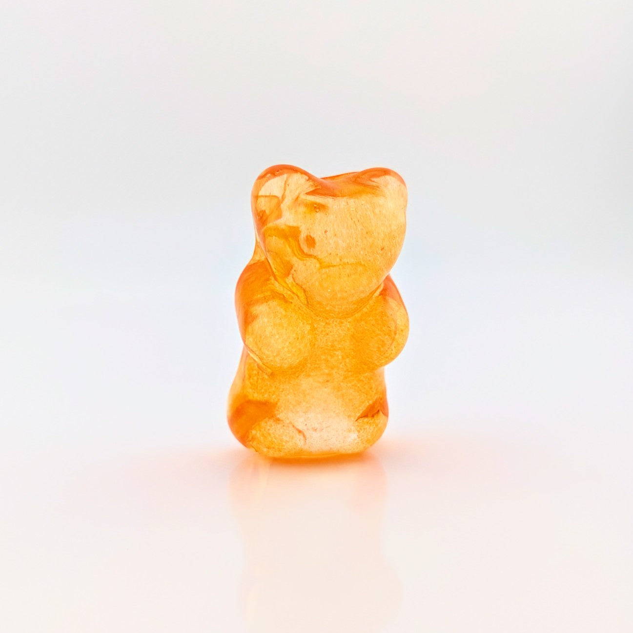 Eriko Kobayashi
Gummy Bear (Orange), 2024
Glass Sculpture
Approx. 27 x 48 x 18 mm

From Eriko Kobayashi's Hyperrealistic Glass Food Series