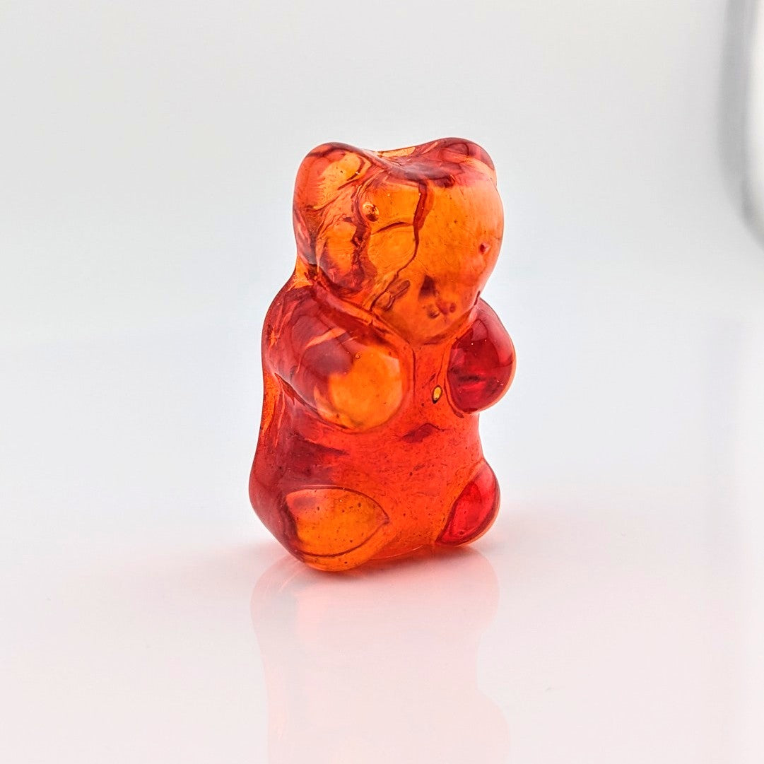 Eriko Kobayashi
Gummy Bear (Red), 2024
Glass Sculpture
Approx. 29 x 48 x 18 mm

From Eriko Kobayashi's Hyperrealistic Glass Food Series