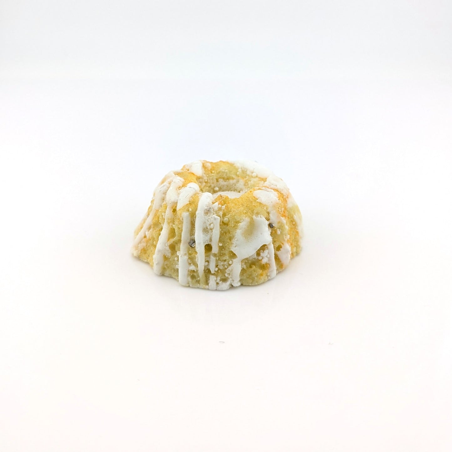 Eriko Kobayashi "Mini Bundt Cake" Sculpture