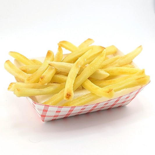 Eriko Kobayashi
Side of Fries, 2024
Glass Sculpture Set
Dimensions Vary (Approx 40 mm to 105 mm)

From Eriko Kobayashi's Hyper-Realistic Glass Food Series. Set includes 24 individual glass french fry sculptures.