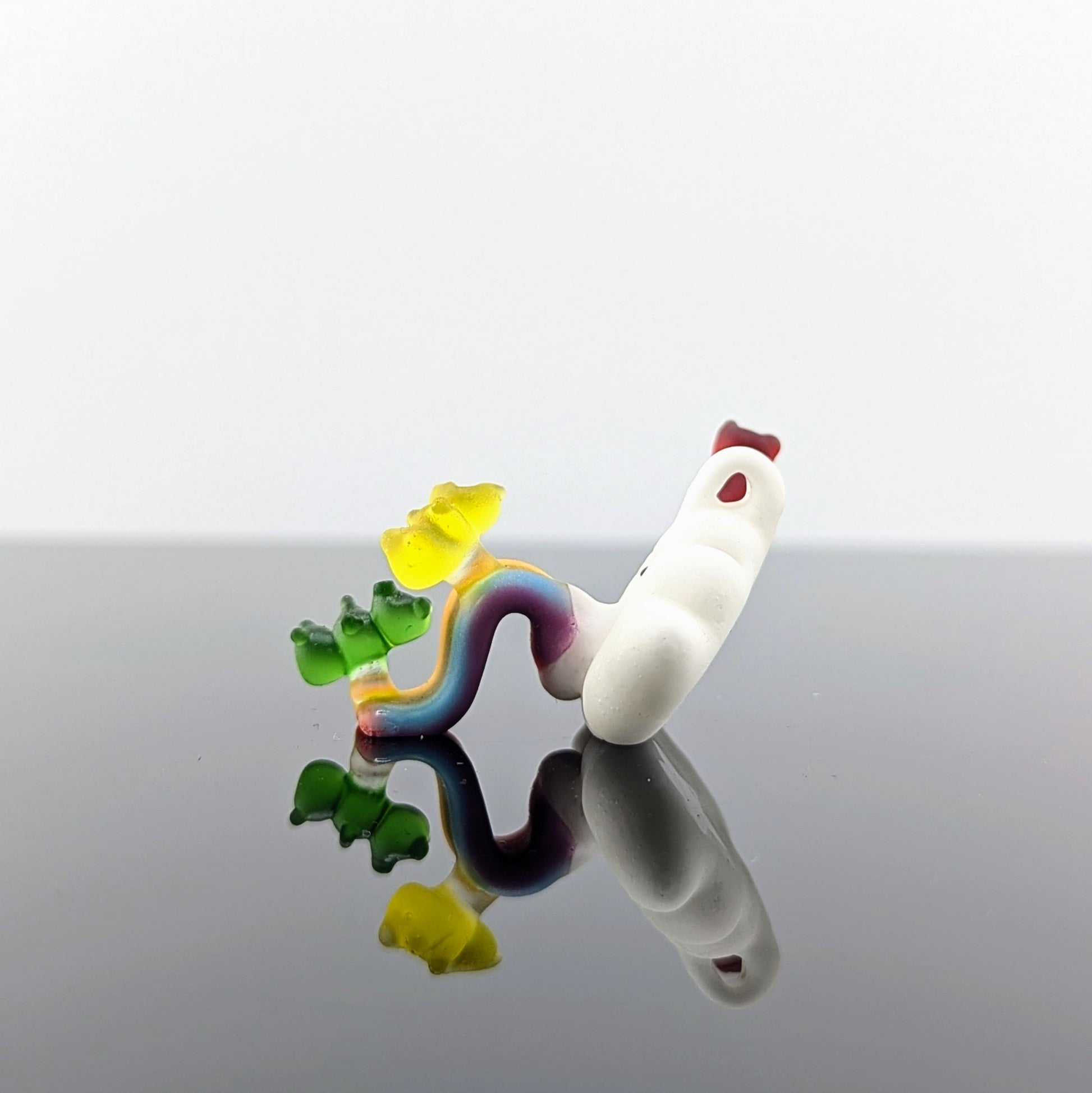 Eriko Kobayashi x Ethan Windy
Untitled (Cloud with Gummy Bears & Rainbow Tongue), 2024
Glass Sculpture
Approx. 38 x 34 x 28 mm