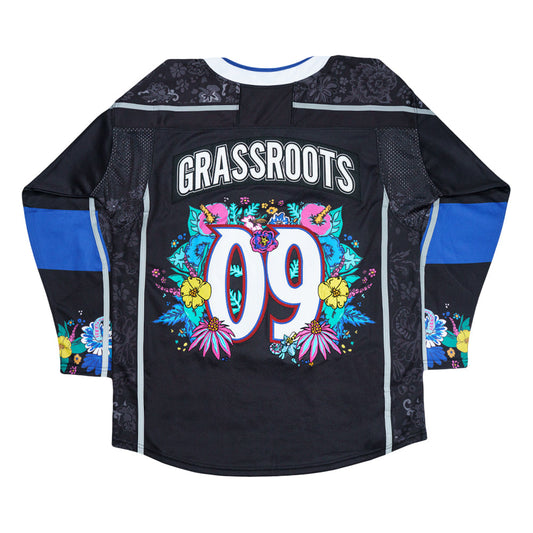 Melty Bros (Aaron Brooks x Vincent Gordon) Black Hockey Jersey LE:250
- Exclusive Melty Bros artwork designed by Aaron Brooks and Vincent Gordon 
- High quality embroidery and construction 
- Limited edition of 250 
- Premium materials with a comfortable, game ready feel 
- Signature Grassroots detailing throughout 