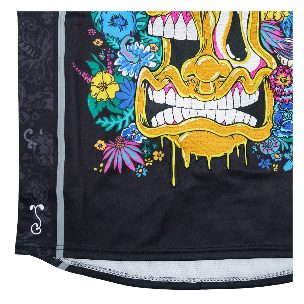 Melty Bros (Aaron Brooks x Vincent Gordon) Black Hockey Jersey LE:250
- Exclusive Melty Bros artwork designed by Aaron Brooks and Vincent Gordon 
- High quality embroidery and construction 
- Limited edition of 250 
- Premium materials with a comfortable, game ready feel 
- Signature Grassroots detailing throughout 