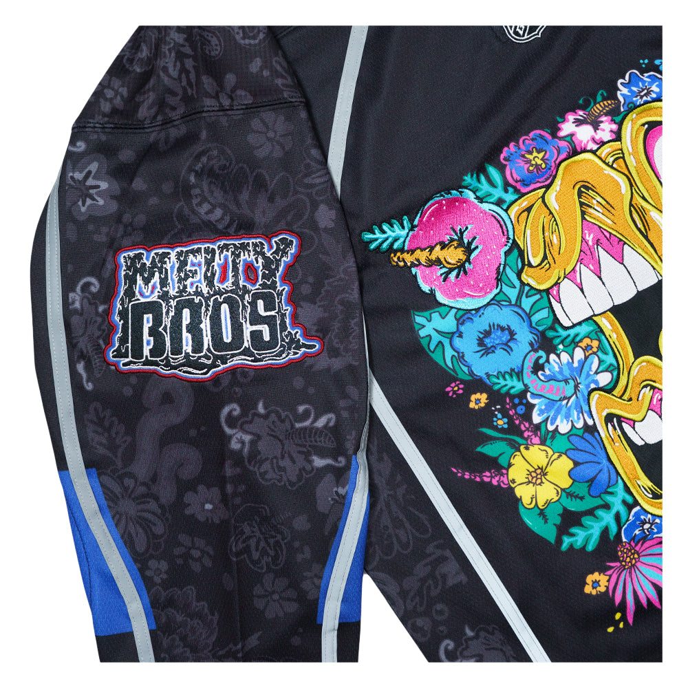 Melty Bros (Aaron Brooks x Vincent Gordon) Black Hockey Jersey LE:250
- Exclusive Melty Bros artwork designed by Aaron Brooks and Vincent Gordon 
- High quality embroidery and construction 
- Limited edition of 250 
- Premium materials with a comfortable, game ready feel 
- Signature Grassroots detailing throughout 