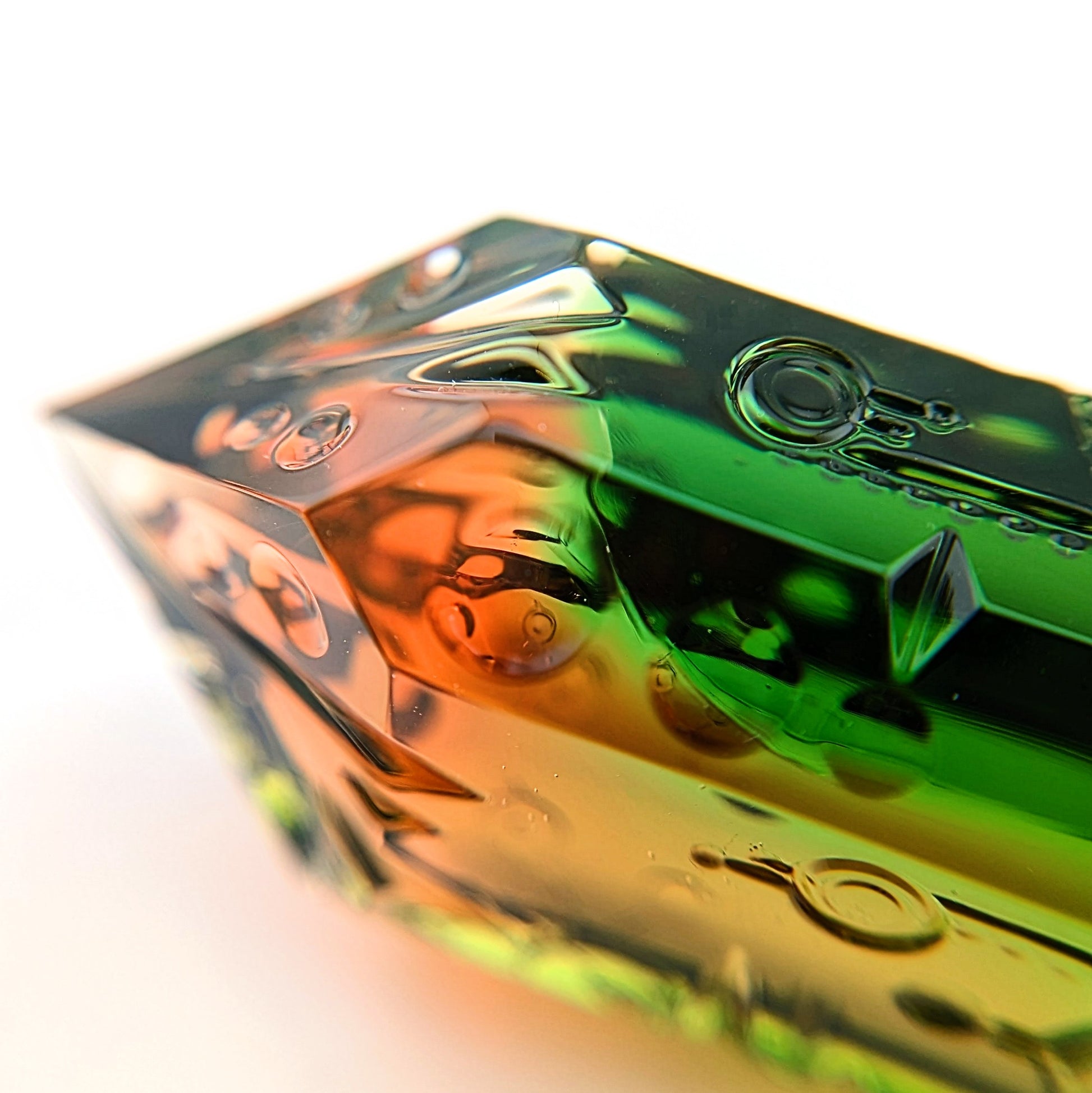 Murdoc (David Trout) 
Molecular Decoded Crystal, 2024
Borosilicate Glass Paperweight
95 x 31 x 22 mm

Hand blown and cold-worked glass created by Murdoc Glass (David Trout). Signed + Dated by the artist