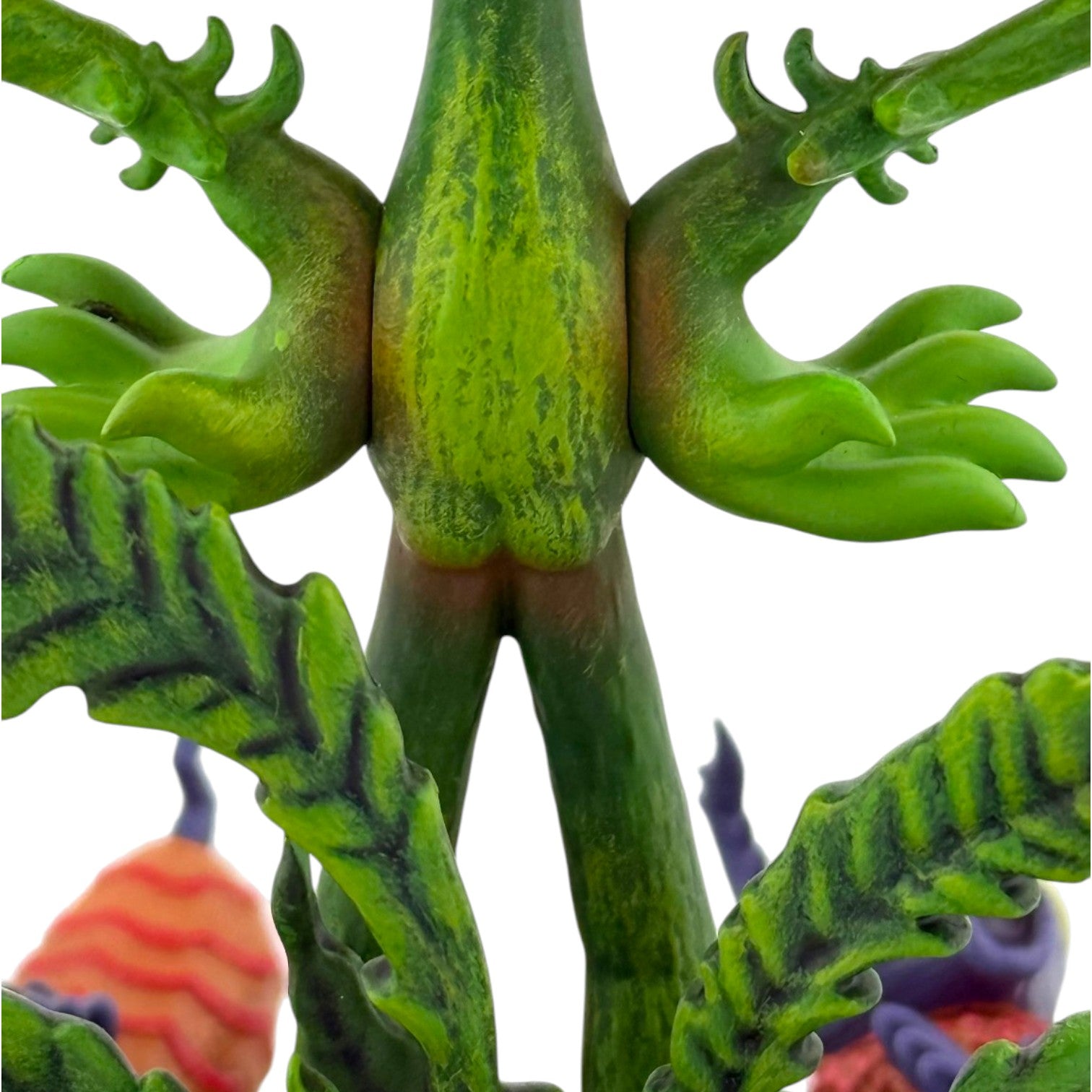 Marq Spusta 
Frustrated Flower (Red), 2025 
Hand-painted resin sculpture 
7.5 x 5 x 5 in 
Edition of 350 

Accompanied by Digital Certificate of Authenticity provided by Verisart 
