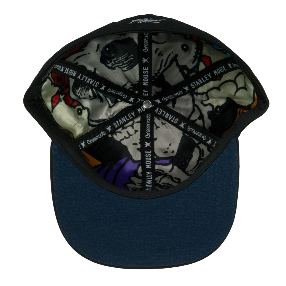 Stanley Mouse x Grassroots Dead Star Black Fitted Hat
- Fine Hemp Panels & Brim
- Embroidered Artwork
- Square Brim
- Satin Lining
- Stash Pocket
- Fitted Closure
- Limited Edition of 420