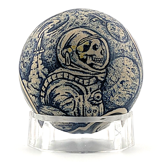 Trevy Metal x N8 Miers
Lost in Space, 2026
Borosilicate glass marble
56 mm 