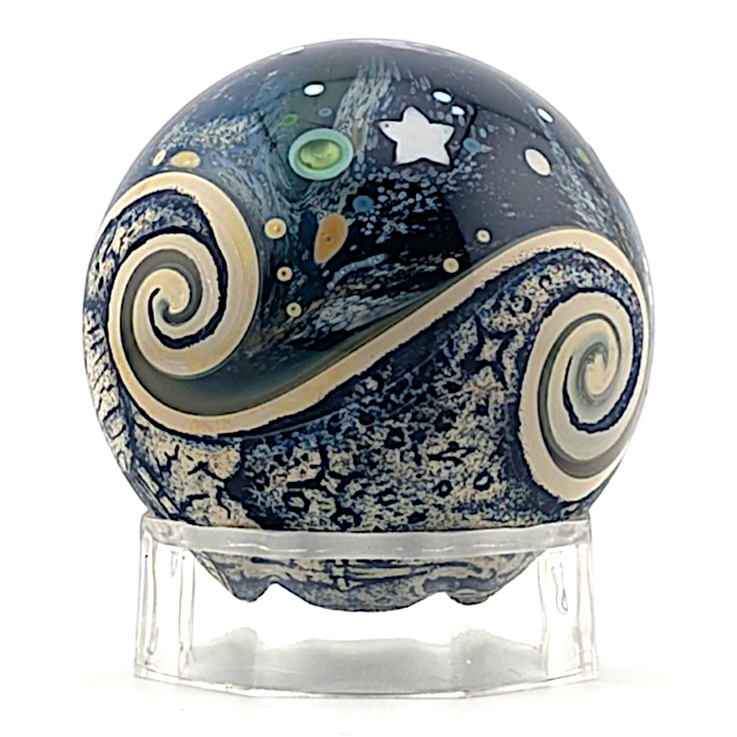 Trevy Metal x N8 Miers
Lost in Space, 2026
Borosilicate glass marble
56 mm 