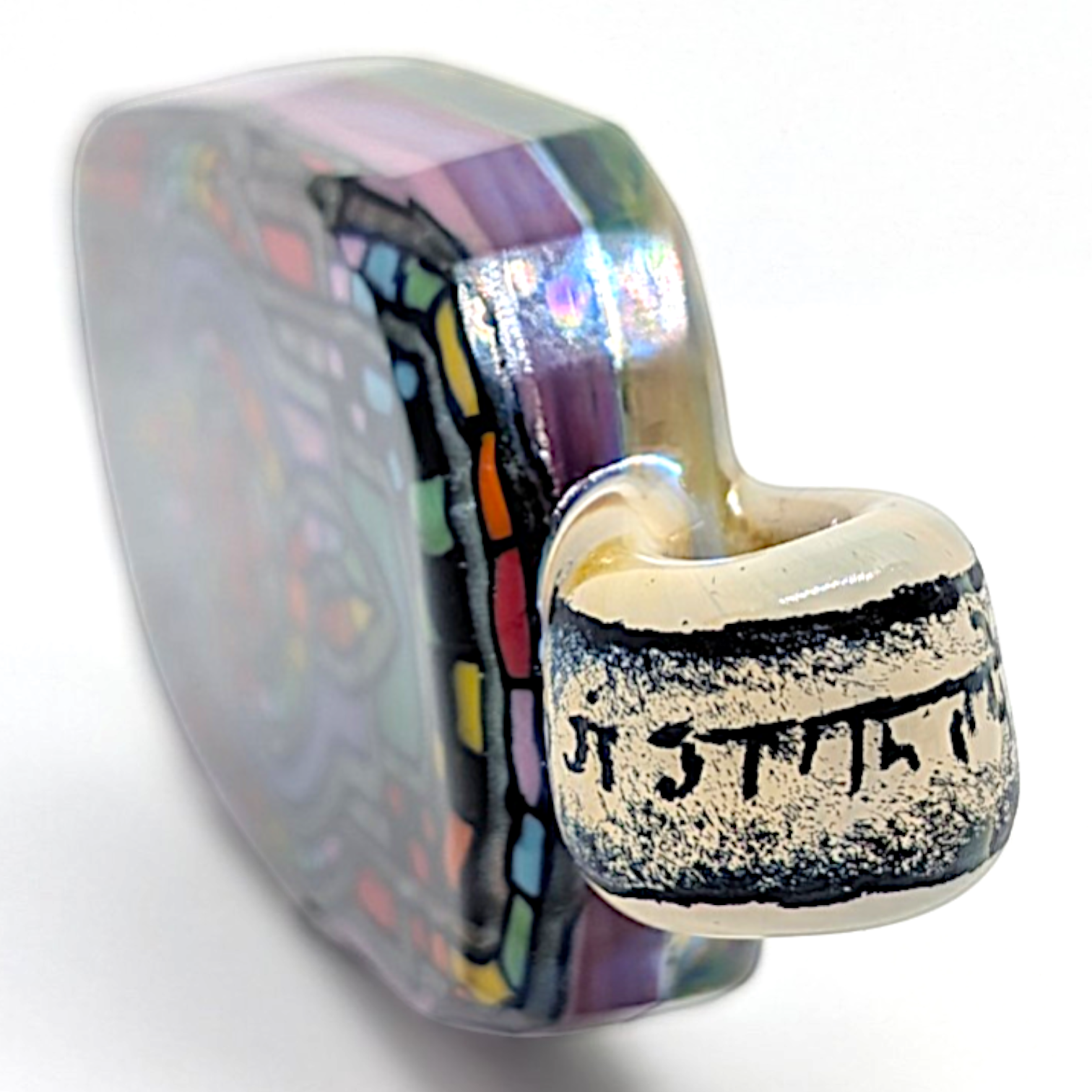 Trevy Metal x WJC
Ganesha Tablet, 2026
Borosilicate glass pendant
69 x 34 mm

*Please note this piece is featured in Trevy Metal’s solo show that will be on display until May 23rd, 2026. Artwork from the exhibition will be shipped early the following week. Thank you for your support & understanding :)