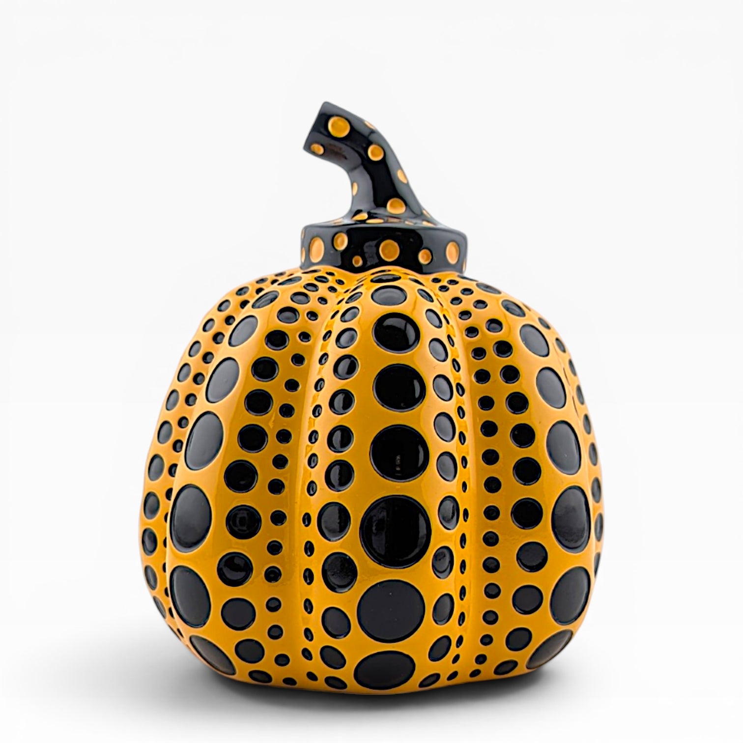 Yayoi Kusama
Pumpkin (Yellow), 2015
Painted cast resin
4 x 3.15 x 3.25 in

Accompanied by original box 